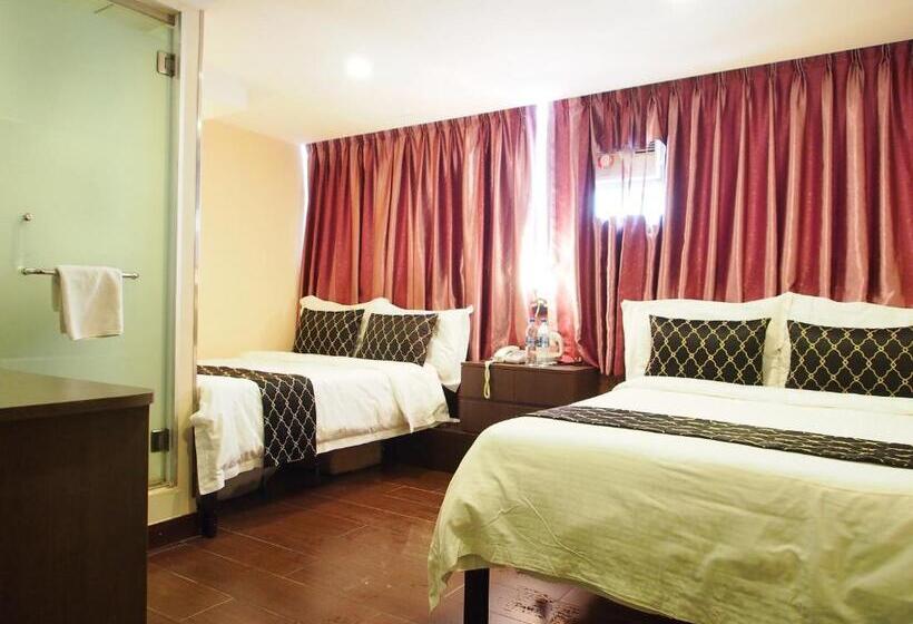 اتاق استاندارد سه نفره, California