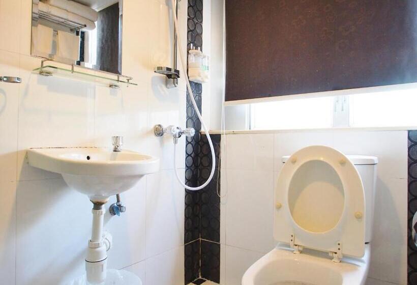 اتاق خانوادگی, California