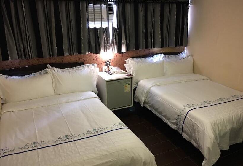 اتاق استاندارد با 2 تخت دوبل, California