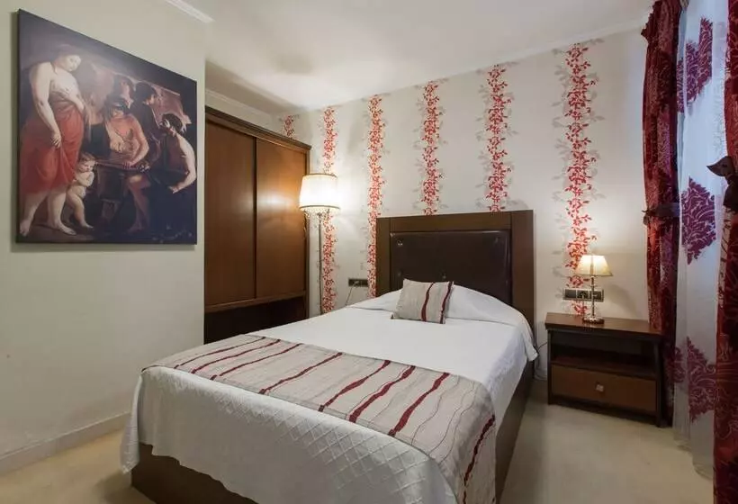 اتاق استاندارد یک نفره, Dias