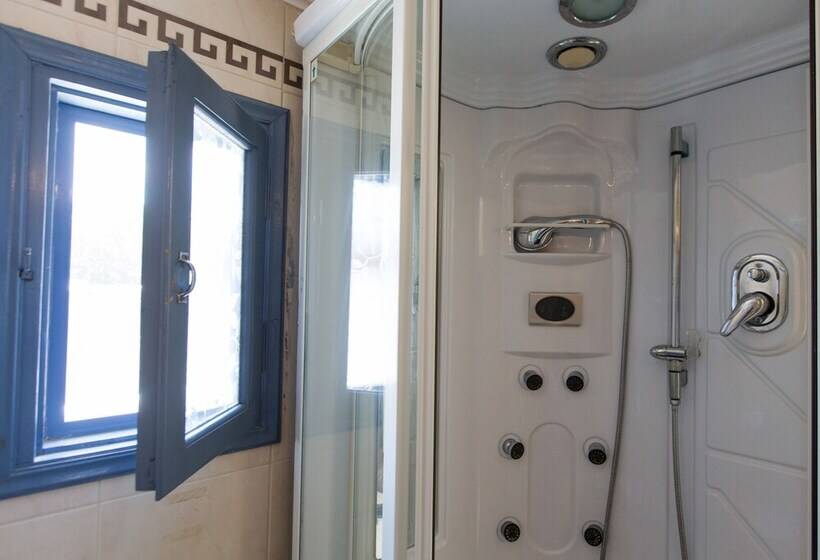 غرفة سوبيريور, Dias