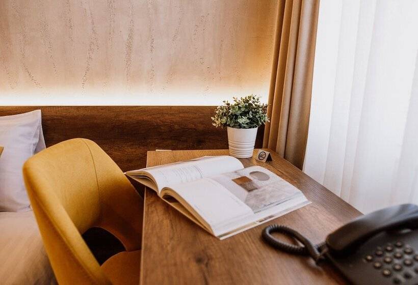 اتاق استاندارد یک نفره, Kapri