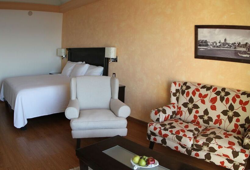 スイート, La Posada Hotel & Beach Club