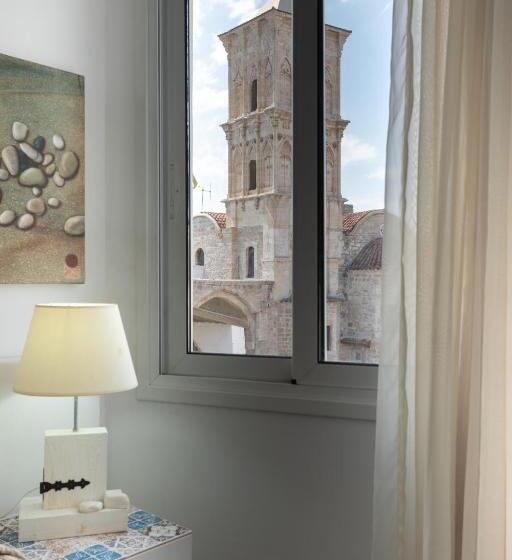 اتاق استاندارد با چشم‌انداز شهر, Opera