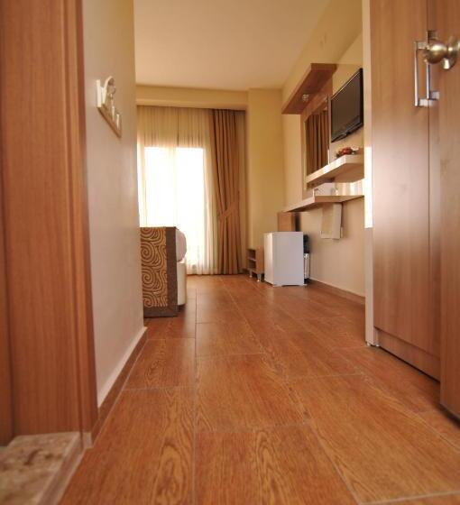 غرفة سوبيريور ذات إطلالة جانبية على البحر, Papirus