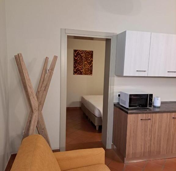 低层单卧公寓, Tati