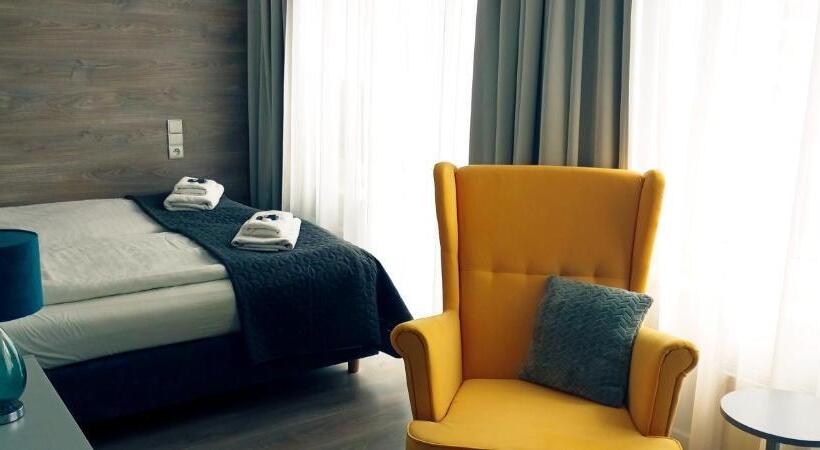 اتاق پرمیوم, Villa Flaming