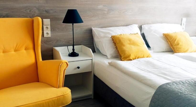 اتاق پرمیوم, Villa Flaming