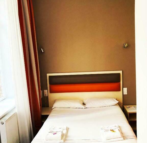 Номер Стандарт, Adonis Hotel Strasbourg