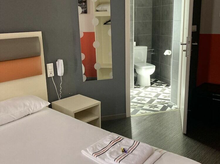 Номер Superior, Adonis Hotel Strasbourg