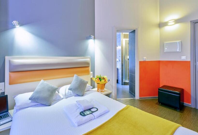 Номер Superior, Adonis Hotel Strasbourg