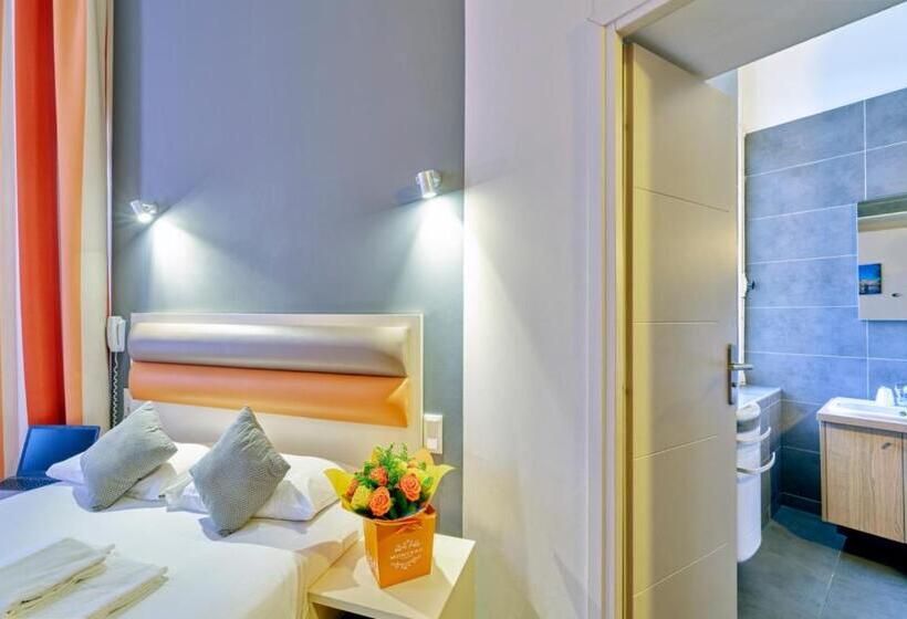 Номер Superior, Adonis Hotel Strasbourg