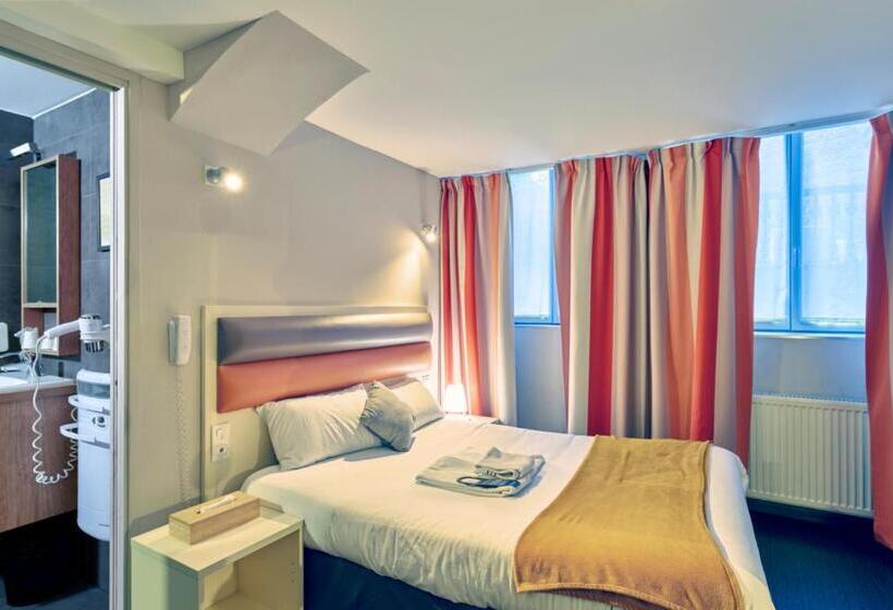Номер Стандарт Трехместный, Adonis Hotel Strasbourg
