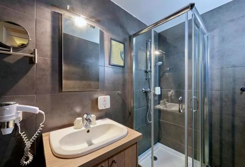 ファミリールーム, Adonis Hotel Strasbourg
