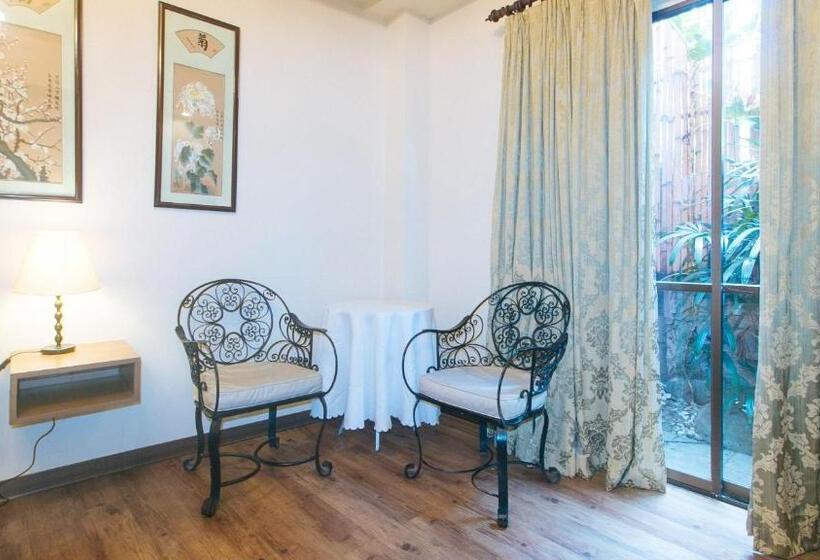 غرفة ديلوكس سرير كينج, Reddoorz Premium At Anisabel Suites Davao City