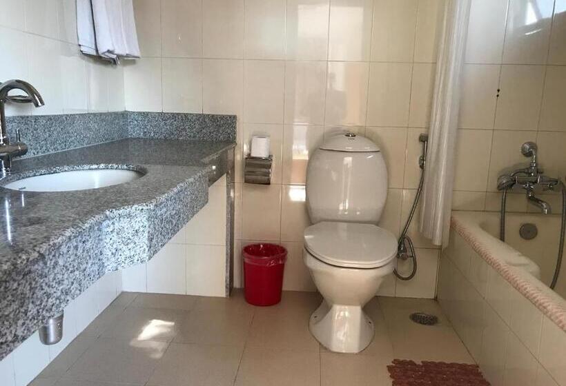 Deluxe Triple Room, Asia