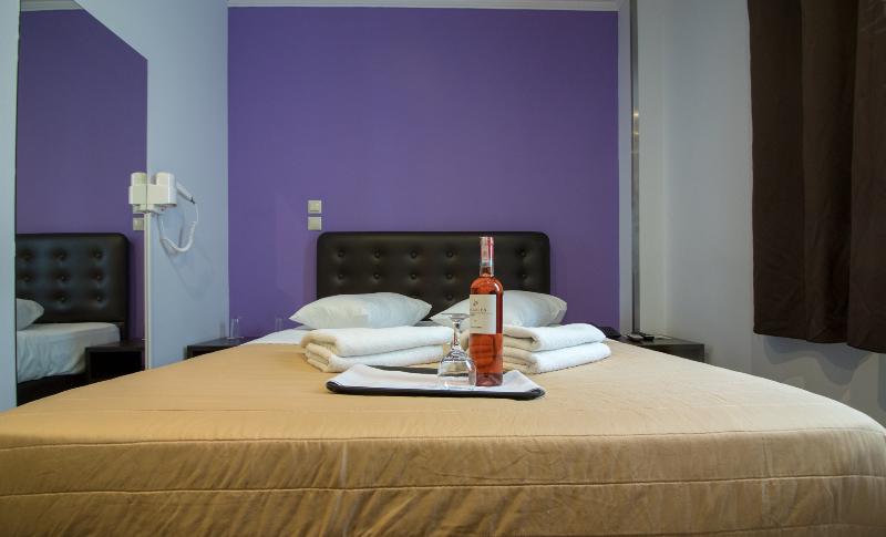 标准间, Cosmopolit