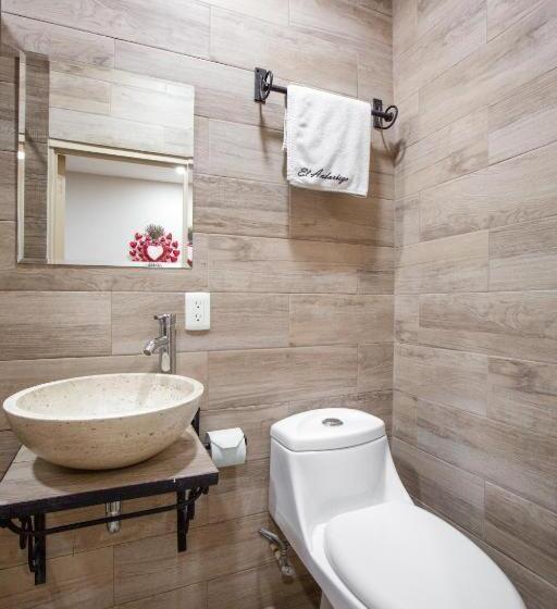 Номер Стандарт, El Andariego