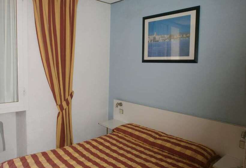 コンフォートルーム, Hôtel Claridge S