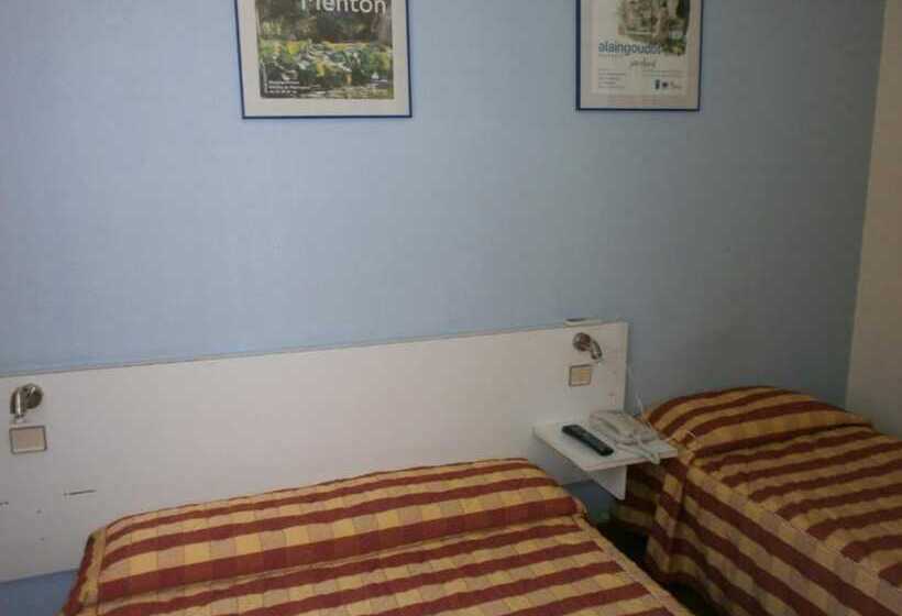 Семейный Номер, Hôtel Claridge S