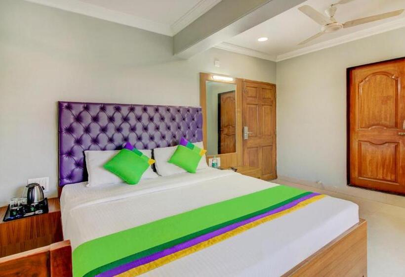 Economy Yhden Hengen Huone, Treebo Cruz Royale Santacruz West