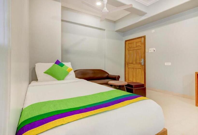 Superior-huone, Treebo Cruz Royale Santacruz West