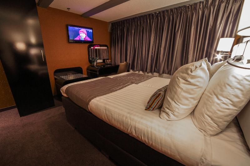 غرفة قياسية, Mansion