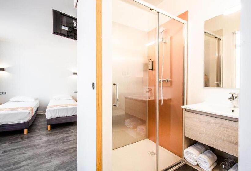 Номер Стандарт Трехместный, Hôtel Pb   Paris Barcelone