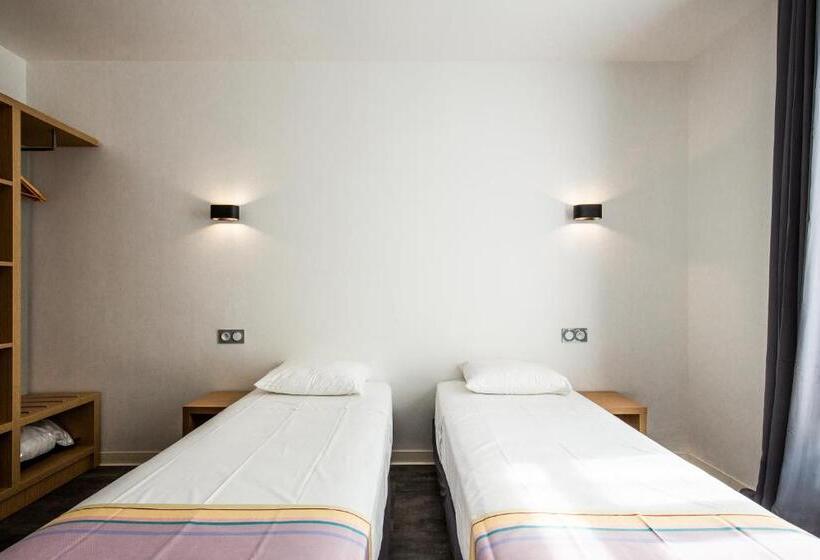 Номер Стандарт, Hôtel Pb   Paris Barcelone