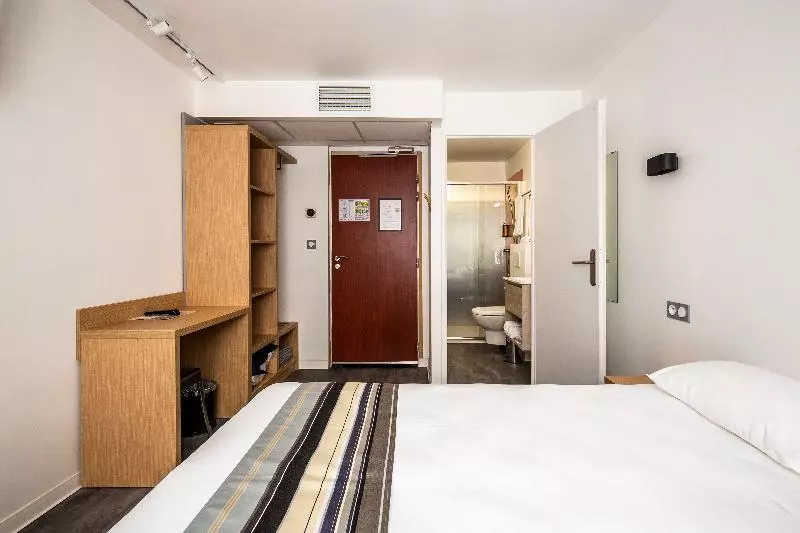 اتاق استاندارد, Hôtel Pb   Paris Barcelone