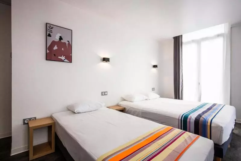 اتاق استاندارد سه نفره, Hôtel Pb   Paris Barcelone