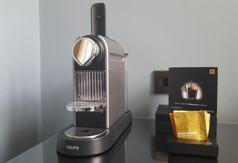 اتاق استاندارد با وان آب گرم, The Gainsborough Bath Spa   Small Luxury Hotels Of The World