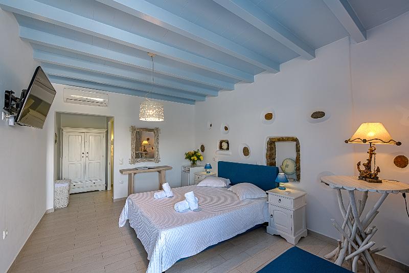 豪华房间, Iros Boutique Suites & Villas