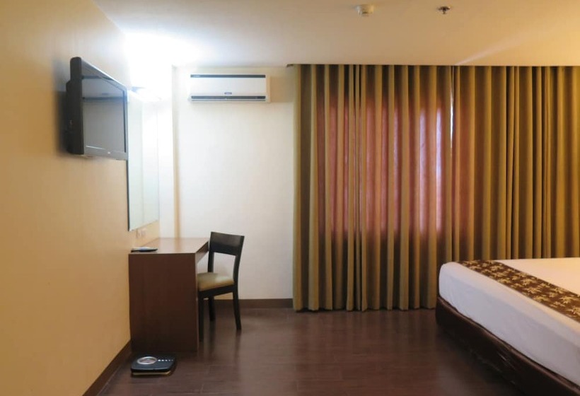 اتاق لوکس, The Ritz Hotel At Garden Oases