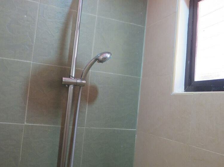 اتاق سوپریور, The Ritz Hotel At Garden Oases