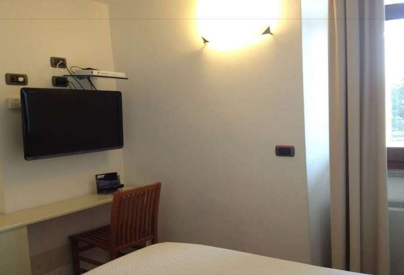 Номер Стандарт Трехместный, Albergo Ristorante Paradiso