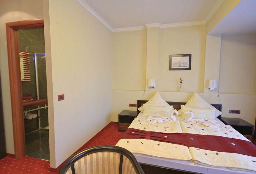 اتاق سوپریور, Hamburg