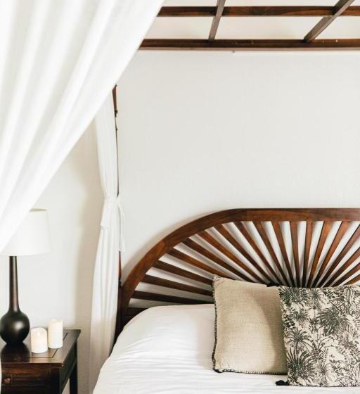 キングサイズベッドのスイートルーム, Esmeralda Resort