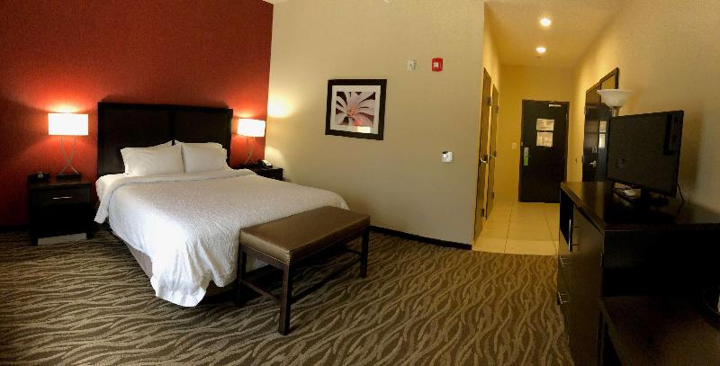 Standard Szoba King Size Bed, Hampton Inn Augusta Fort Eisenhower
