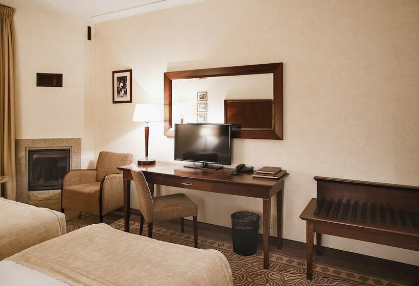 クラシックルーム, Krol Kazimierz