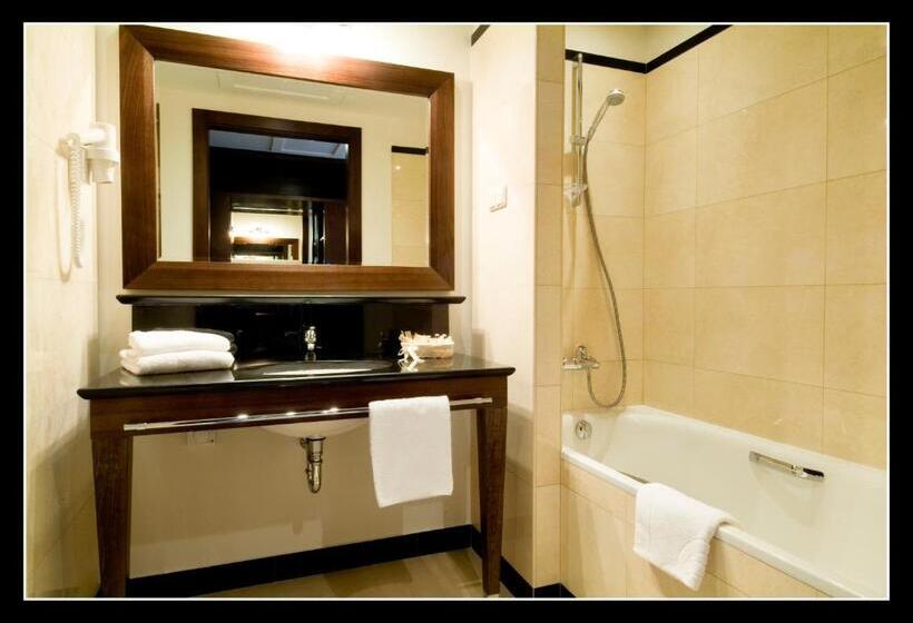 クラシックシングルルーム, Krol Kazimierz