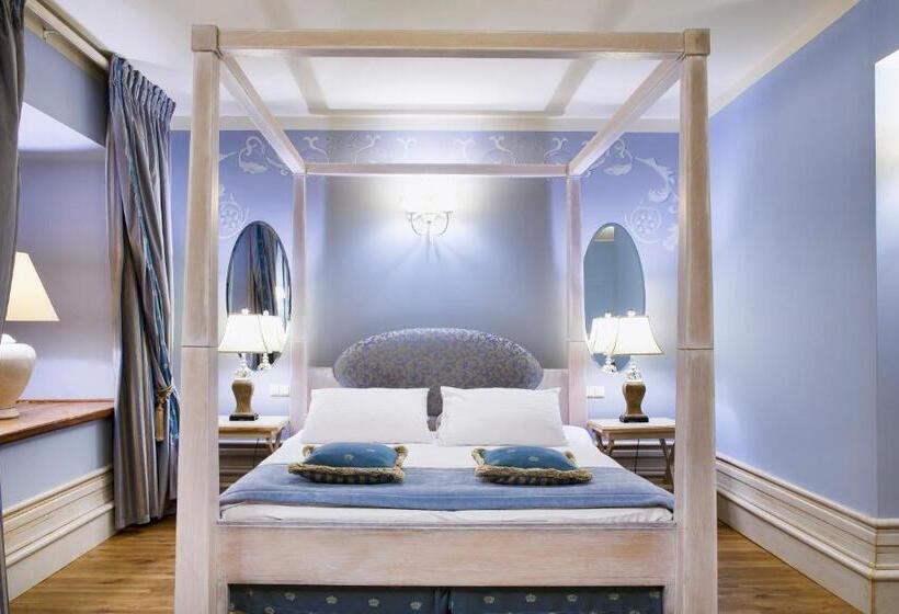 シングルデラックスルーム, Krol Kazimierz