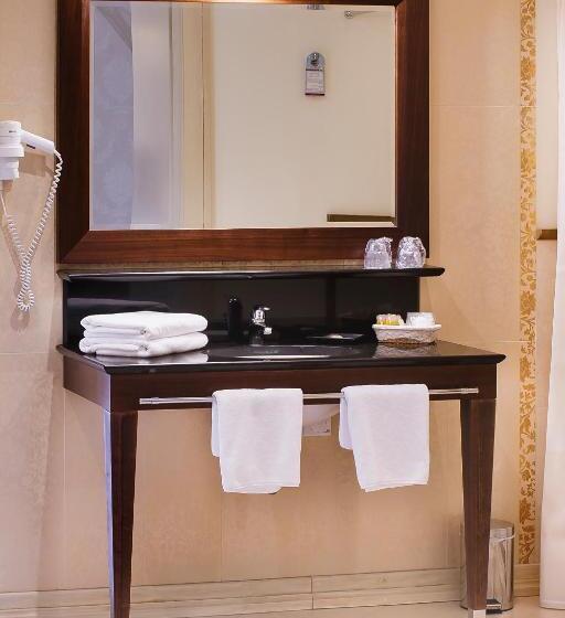 Family Suite, Krol Kazimierz