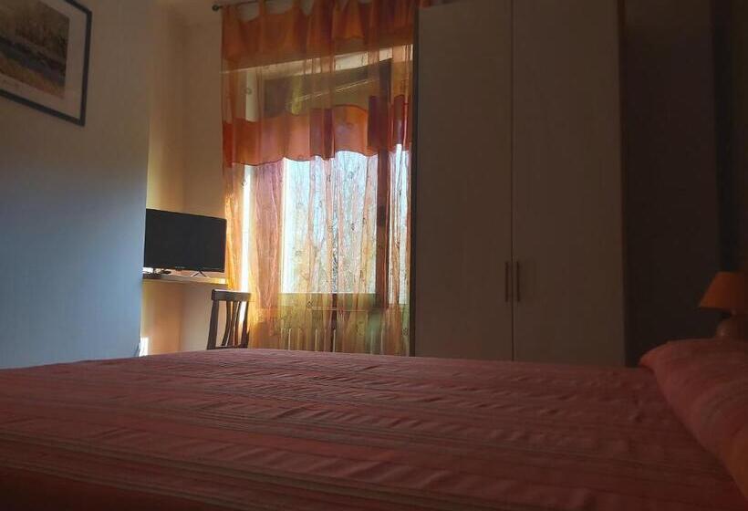Quarto Triplo Estandar, La Passeggiata