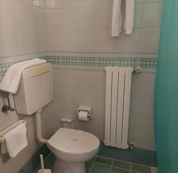 חדר בסיסי, La Passeggiata