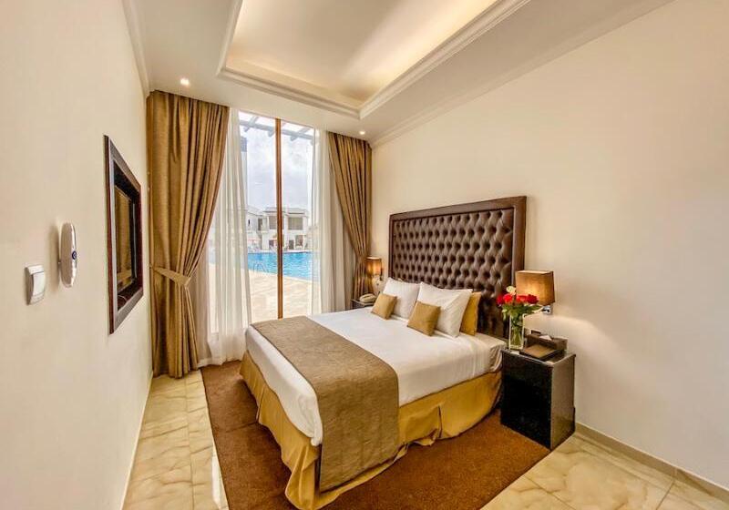 חדר דלוקס, Moon Ocean Ginowan Hotel & Residence