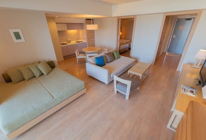 סוויטה אקזקיוטיב, Moon Ocean Ginowan Hotel & Residence