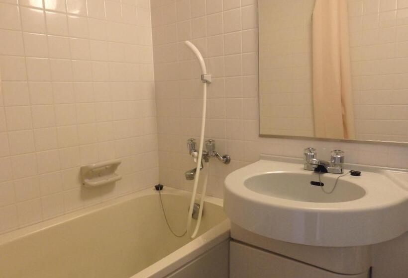 חדר סופריור יחיד, New Tanaka