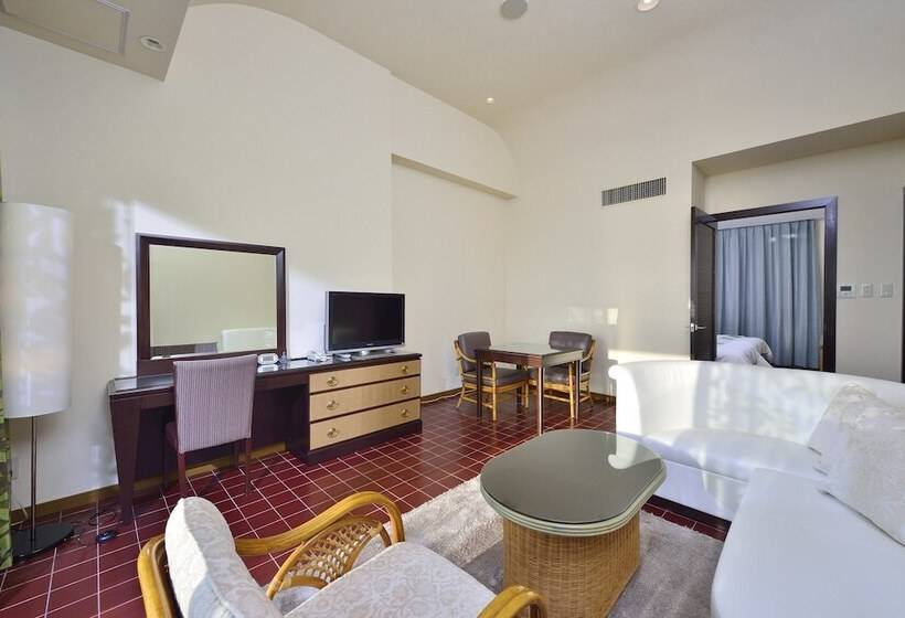 Номер Премиум, Okinawa Kariyushi Resort Exes Ishigaki