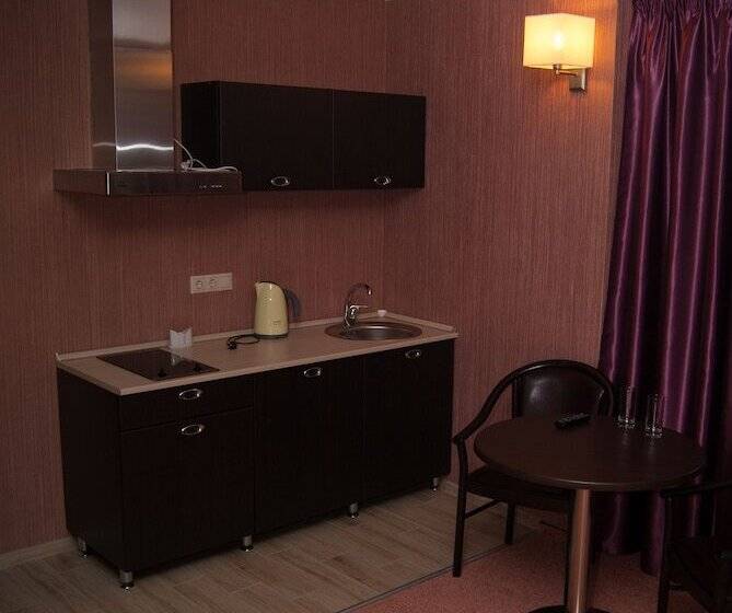 آپارتمان 1 خوابه, Pioner Lux